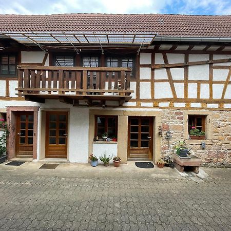 Weingut Und Destillerie Bernd Klein Pleisweiler-Oberhofen ภายนอก รูปภาพ